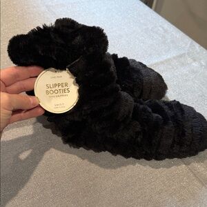Black Slipper Booties with Grippers